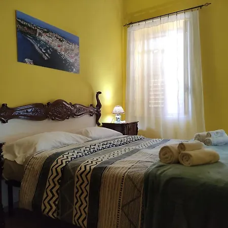 בית הארחה Royal