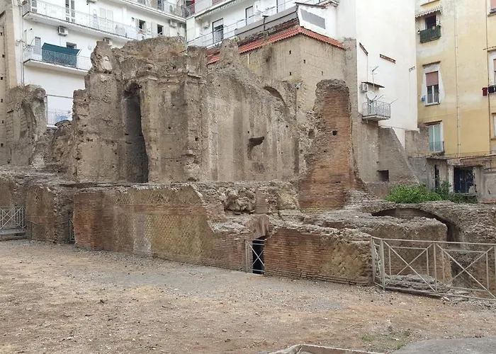 Royal Неаполь