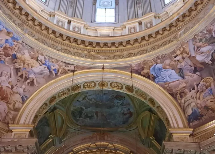 Гостевой дом Royal Неаполь