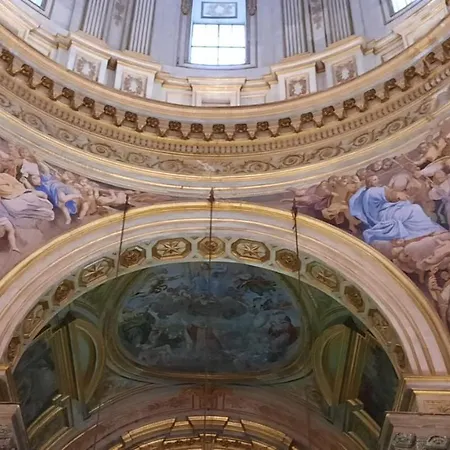 招待所 Royal 那不勒斯